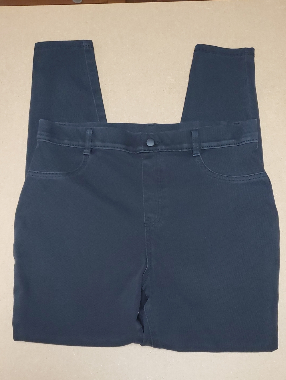 Time and Tru Dark Black High-Rise Jegging Pants